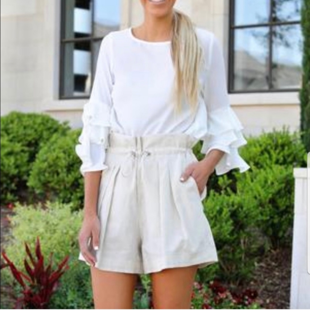 VICI French oak pocketed shorts